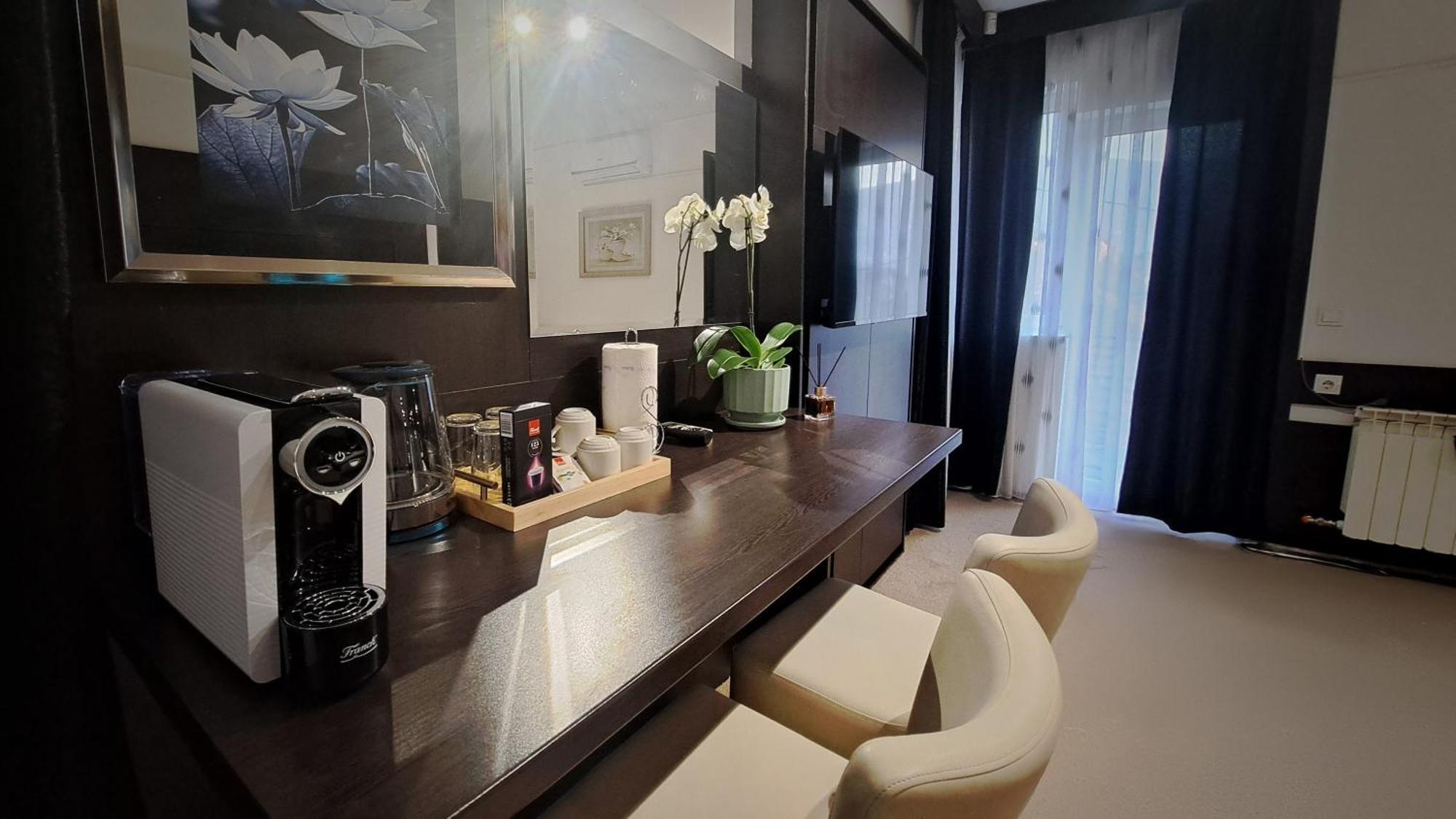 Citadela Suites - Free Parking Сараево Екстериор снимка