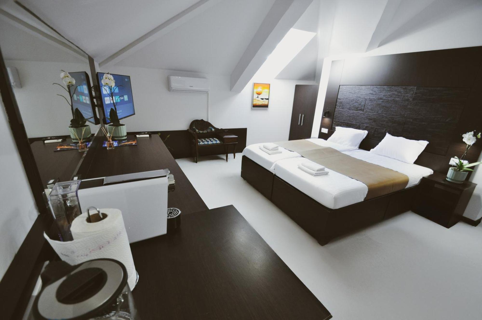 Citadela Suites - Free Parking Сараево Екстериор снимка