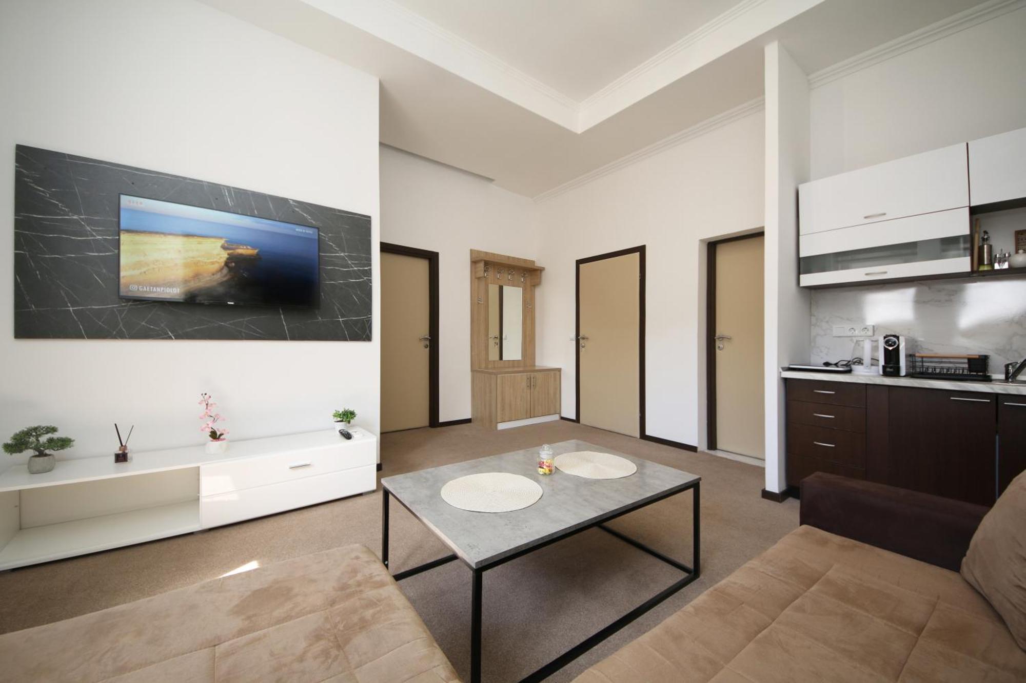 Citadela Suites - Free Parking Сараево Екстериор снимка